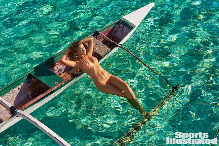 gigi-hadid-2016-web-x159793_tk2_01940-rawwmfinal1920jpg